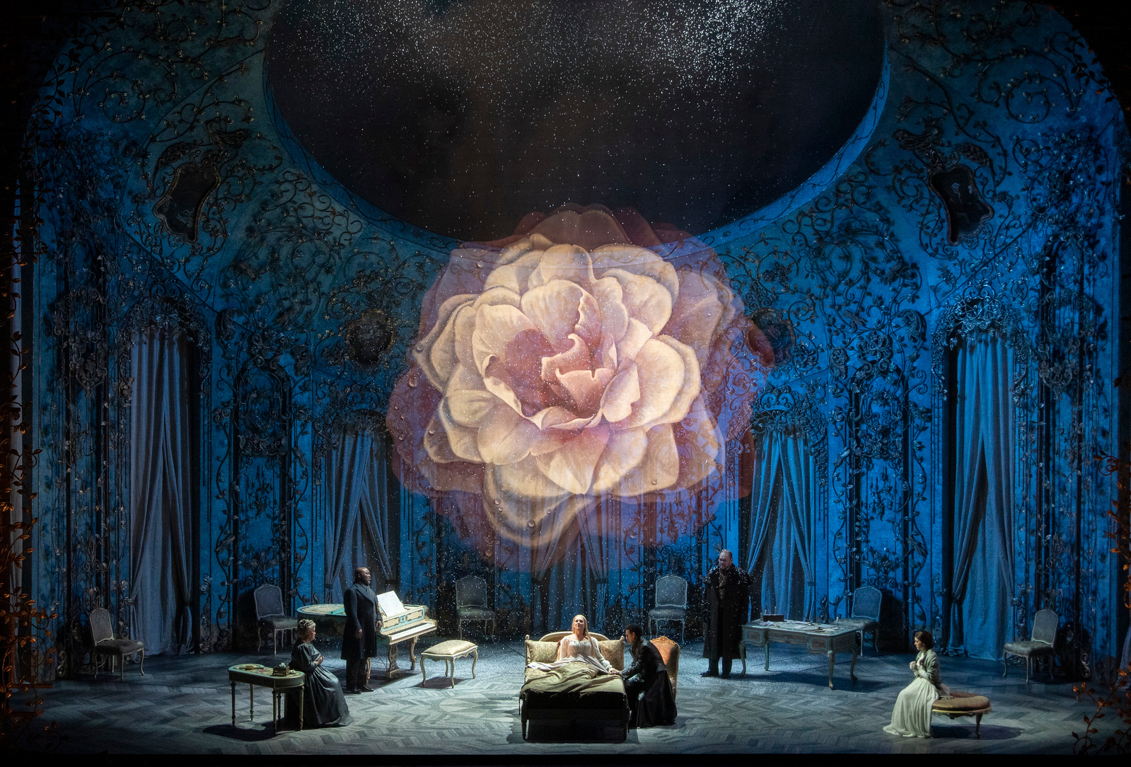 Operaen: “La Traviata” i Bio Mors